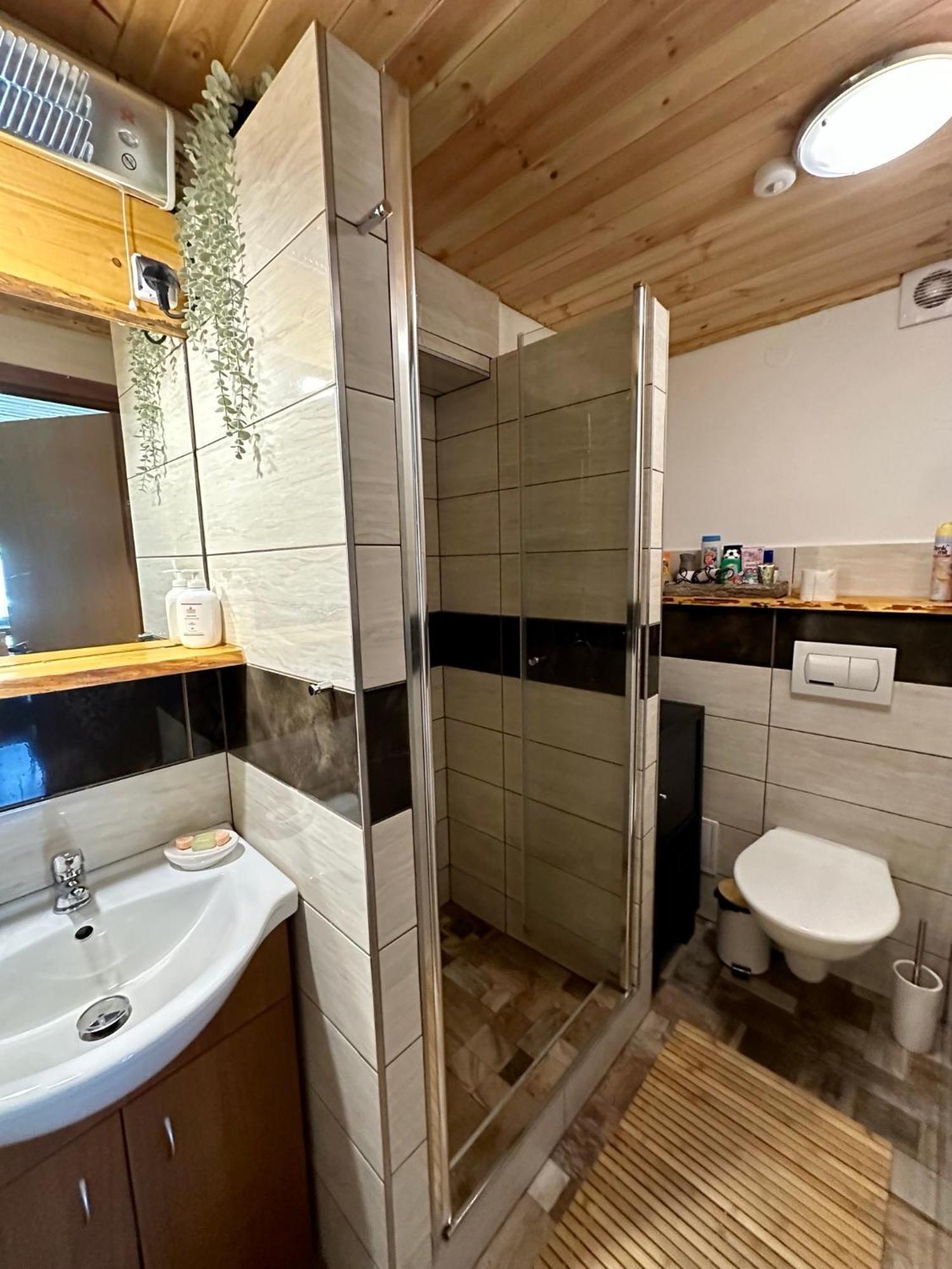 Apartman S Vyhledem Na Jezerni Stenu Железна-Руда Экстерьер фото